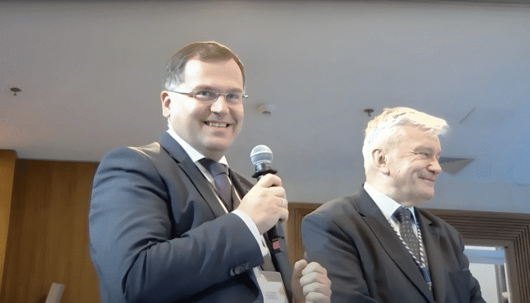 Banki znów manipulują frankowiczami. Za narracją o „darmowych mieszkaniach” stoi konkretny cel